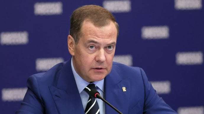 image for Medvedev threatens to strike court in The Hague with Oniks hypersonic missile