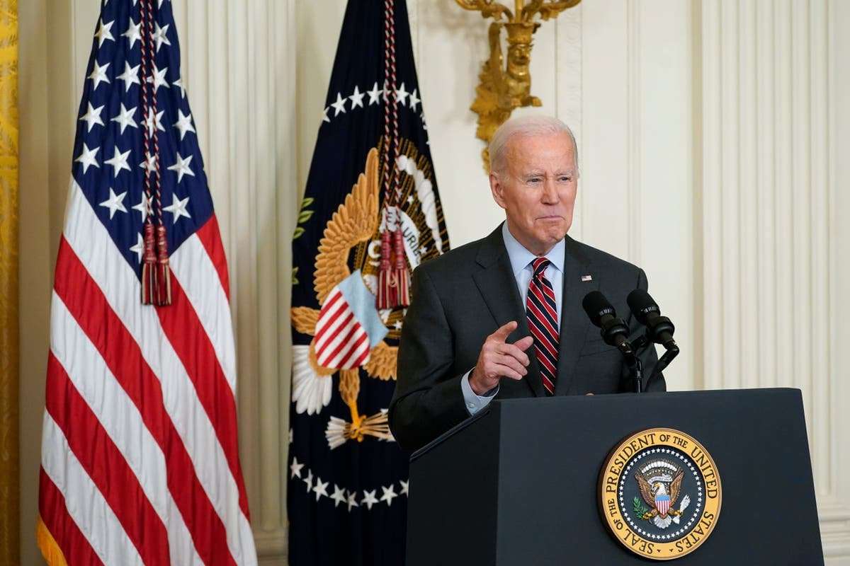image for Biden calls Nashville school shooting ‘sick’ and renews call for assault weapons ban