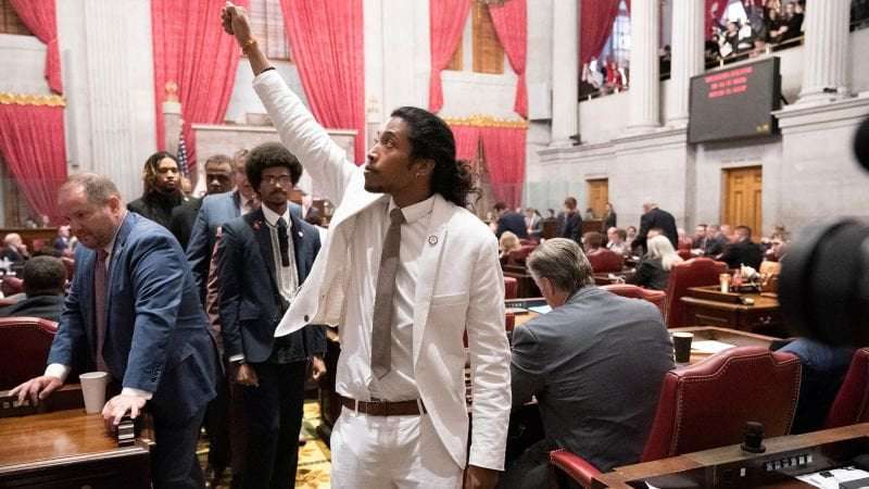 image for Tennessee House expulsion: Nashville sends Justin Jones back to the Tennessee House days after GOP lawmakers ousted him