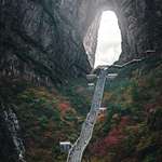 image for ‘Heaven’s Gate’ in Tianmen Mountain