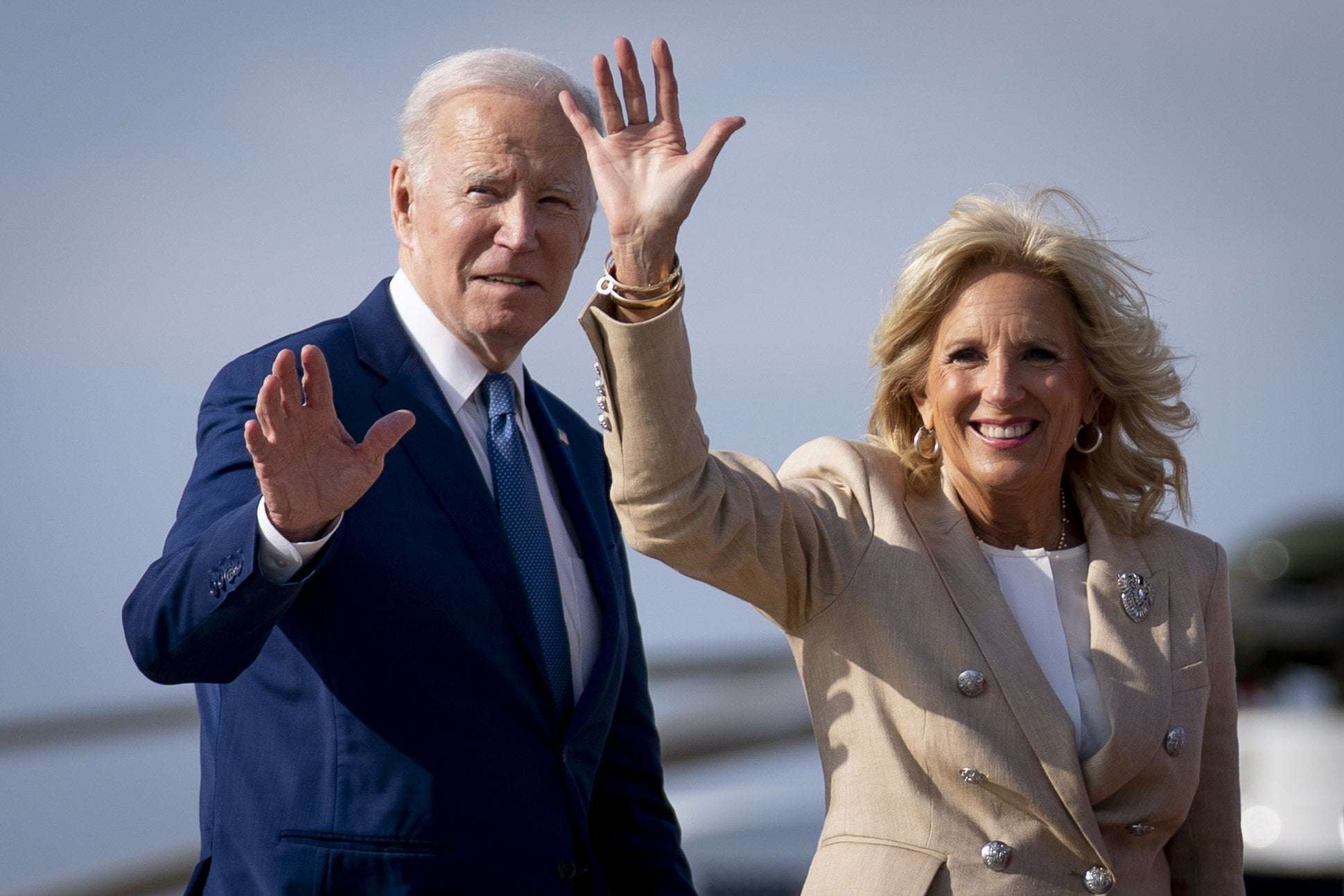image for The Bidens made $579K last year, and paid a 23.8 percent tax rate, their returns show
