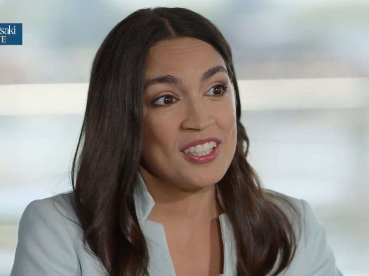image for AOC says Marjorie Taylor Greene is the real House GOP leader as Kevin McCarthy panders to ‘extremists’