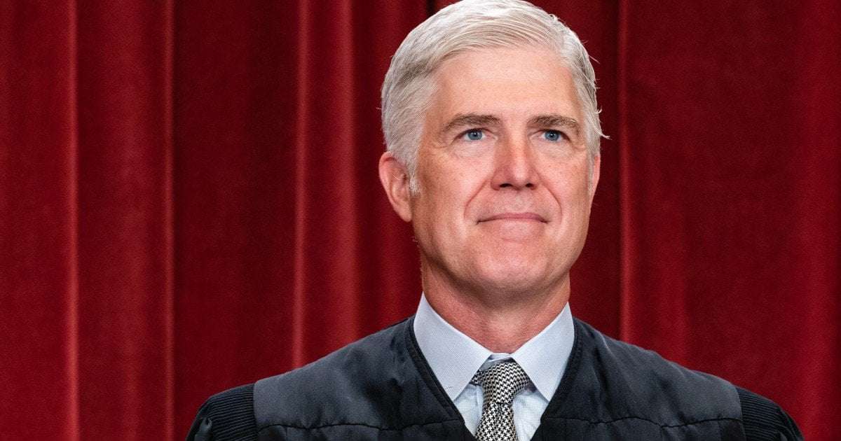 image for $30K and a Cushy Italian Trip From a Clout-Chasing Law School? “Fantastico!” Says Gorsuch