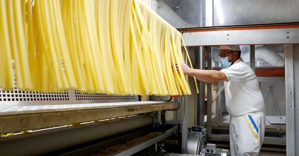 image for Italy calls crisis meeting over surging pasta prices