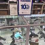 image for Sporting goods store in Texas giving teachers a discount on guns
