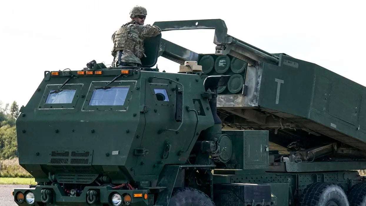 image for Poland deploys first HIMARS on the border with Russia's Kaliningrad enclave