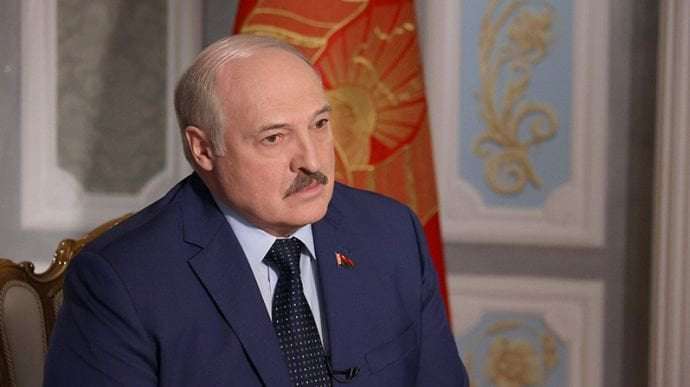 image for Lukashenko: Russian nuclear weapons are on their way to Belarus