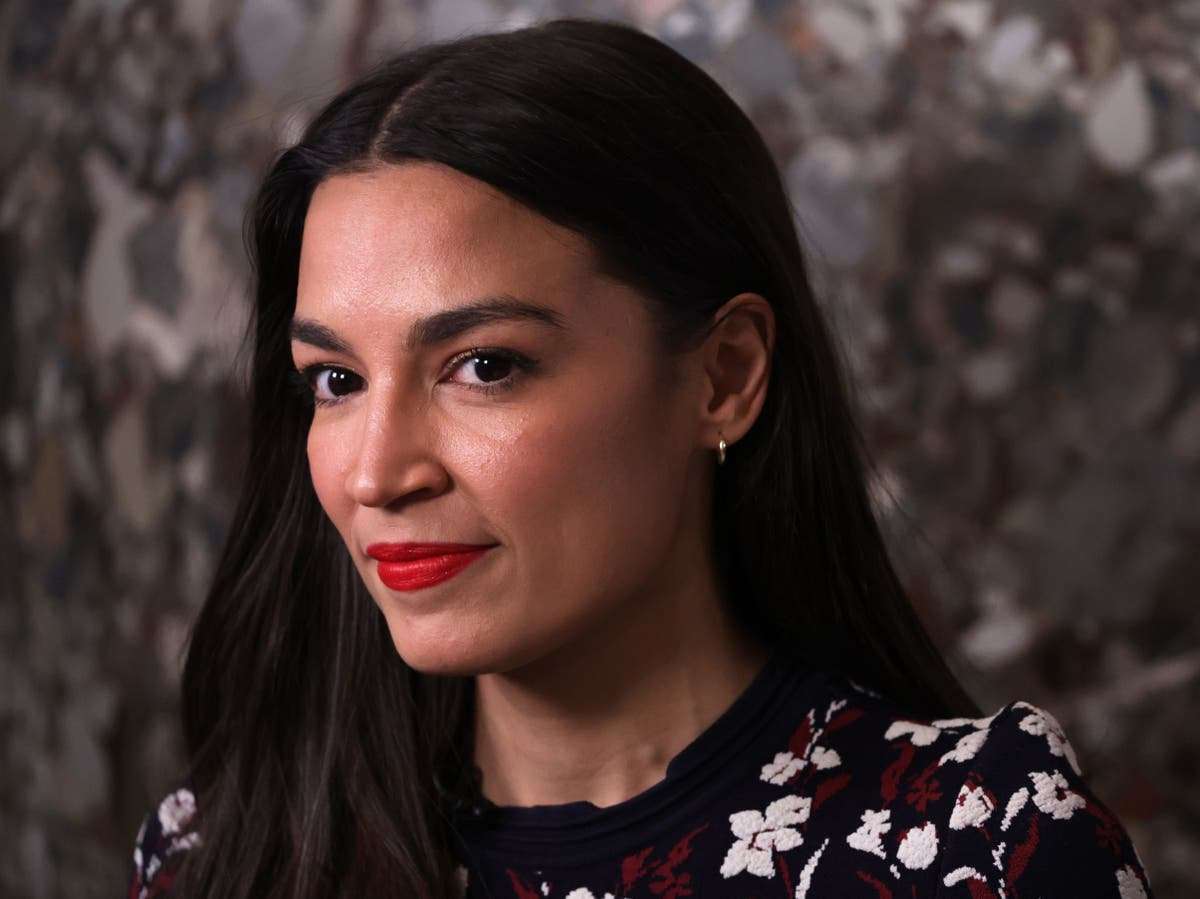 image for AOC jokes more people watched her gaming online than listened to glitch-ridden DeSantis launch