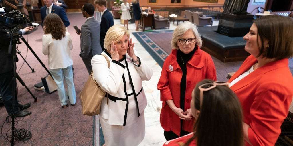 image for South Carolina tried to ban abortions after 6 weeks of pregnancy — but every woman in the state Senate voted against it