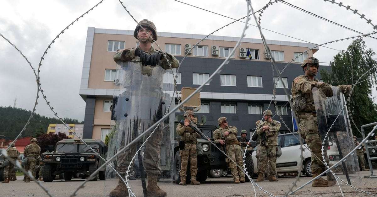image for NATO soldiers injured in Kosovo clashes with Serb protesters