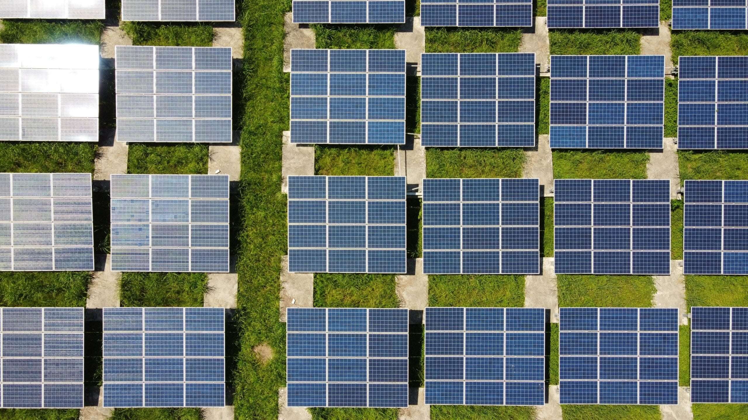 image for Renewable Record: New solar and wind installs prevent catastrophic EU energy crisis