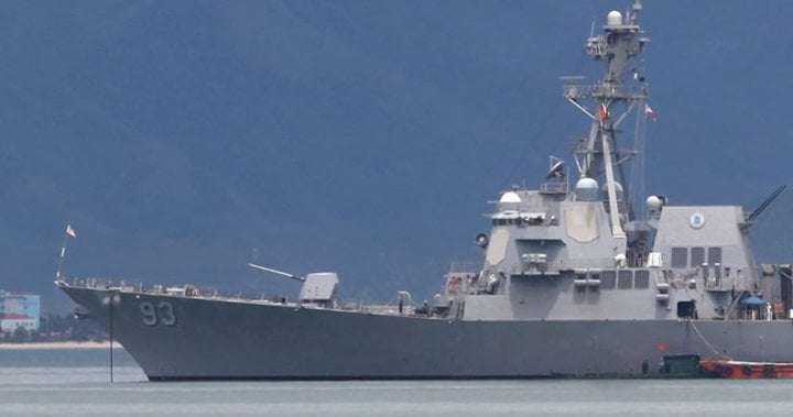 image for Chinese warship nearly hits U.S. destroyer in Taiwan Strait during joint Canada-U.S. mission - National