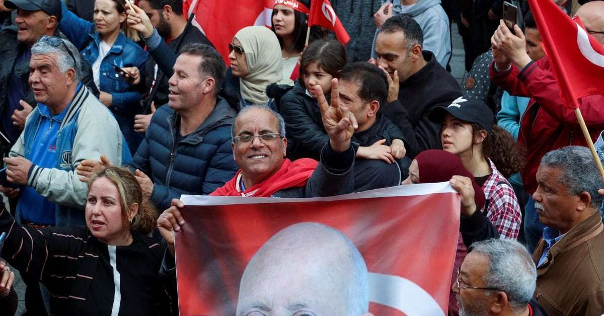 image for Tunisian president suggests taxing rich as solution to fiscal problem