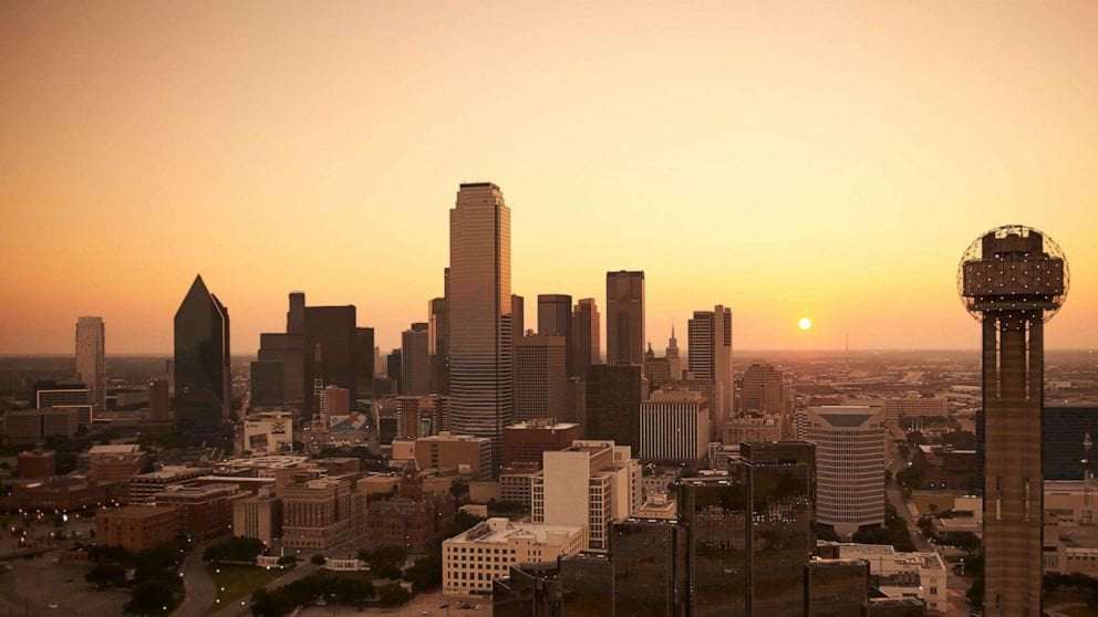 image for Postal worker dies in Dallas, woman found dead in Louisiana as temperatures reach record highs