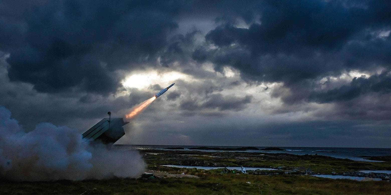 image for Pentagon orders AMRAAM missiles worth over $1 billion for Ukraine