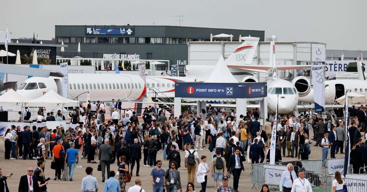 image for Paris air show: India centre stage as another big jet deal lands