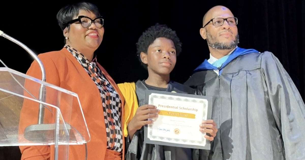 image for Teen who walked six miles to 8th grade graduation gets college scholarship on the spot