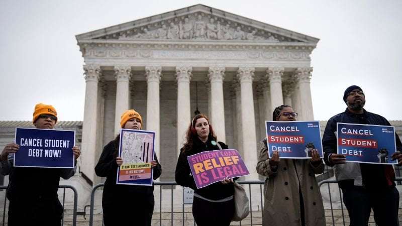 image for Supreme Court blocks Biden’s student loan forgiveness program