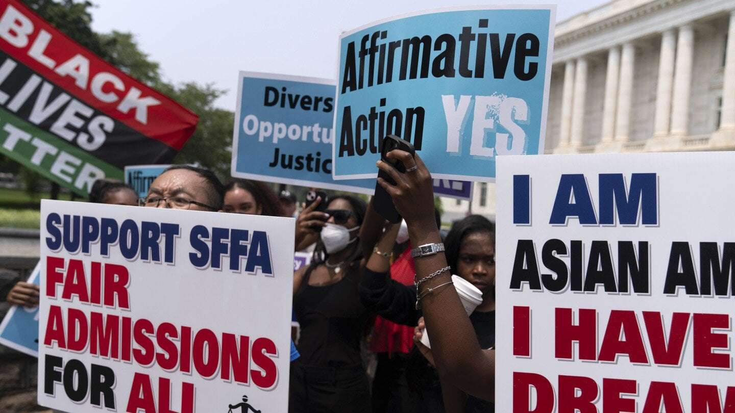 image for Activists spurred by affirmative action ruling challenge legacy admissions at Harvard