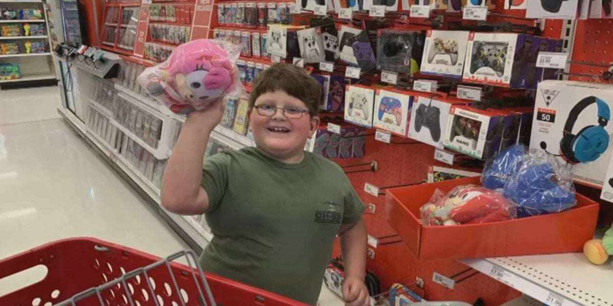 image for 8-year-old victim of prank at Target surprised with shopping spree