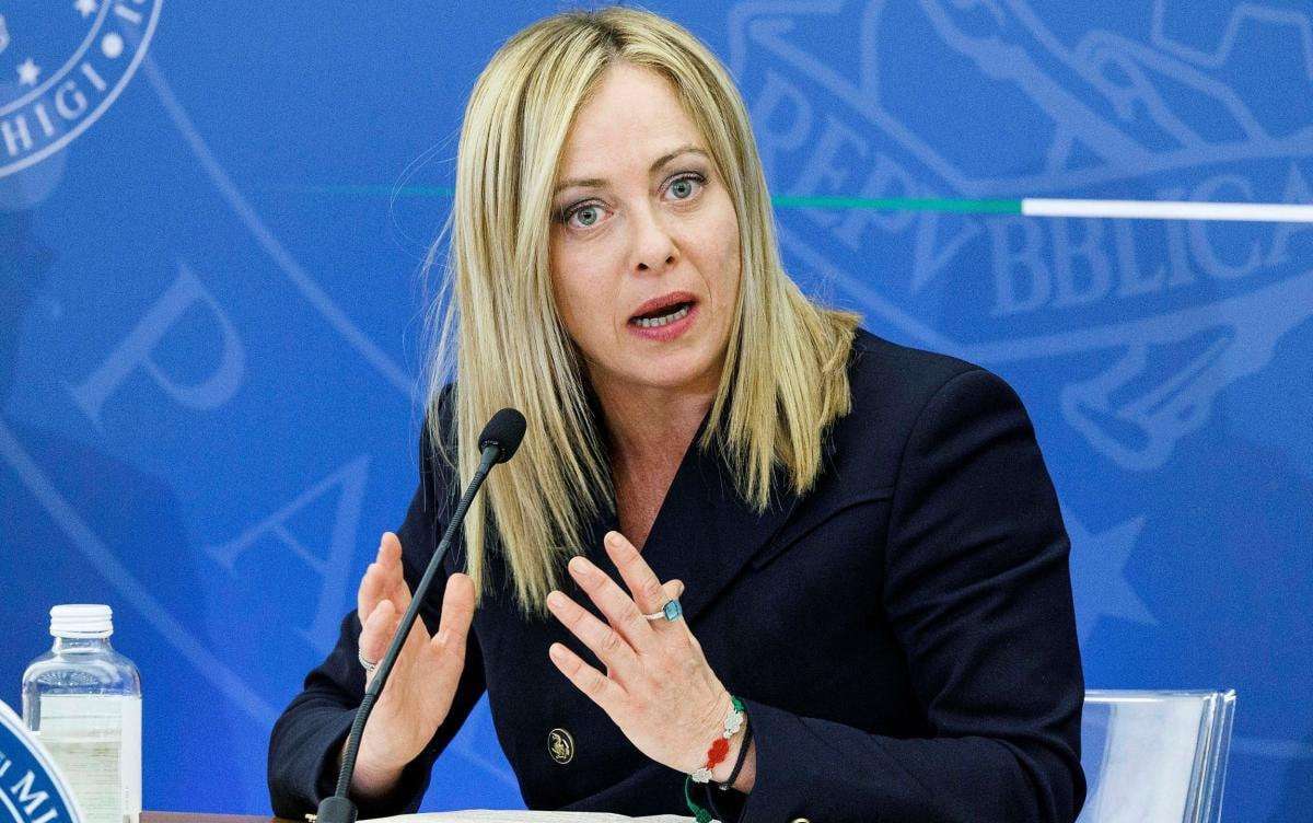 image for Italy to grant work permits to 425k non-EU workers