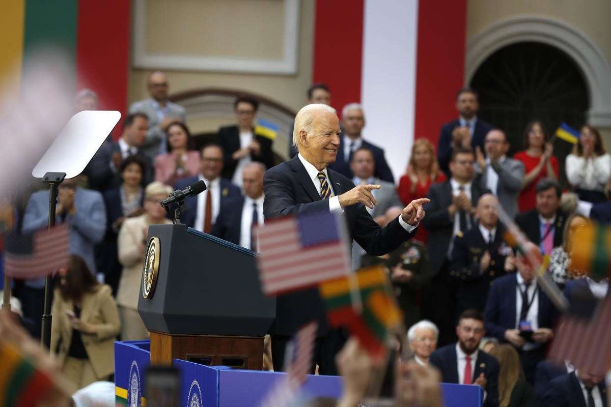 image for Biden orders 3,000 reservists to be ready for Europe deployments