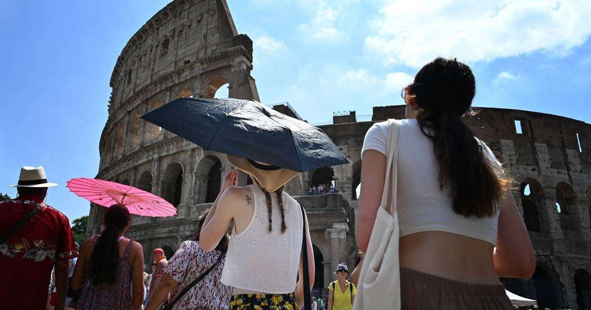 image for Europe heatwave: Italy braces for potential record high temperatures of 49 degrees