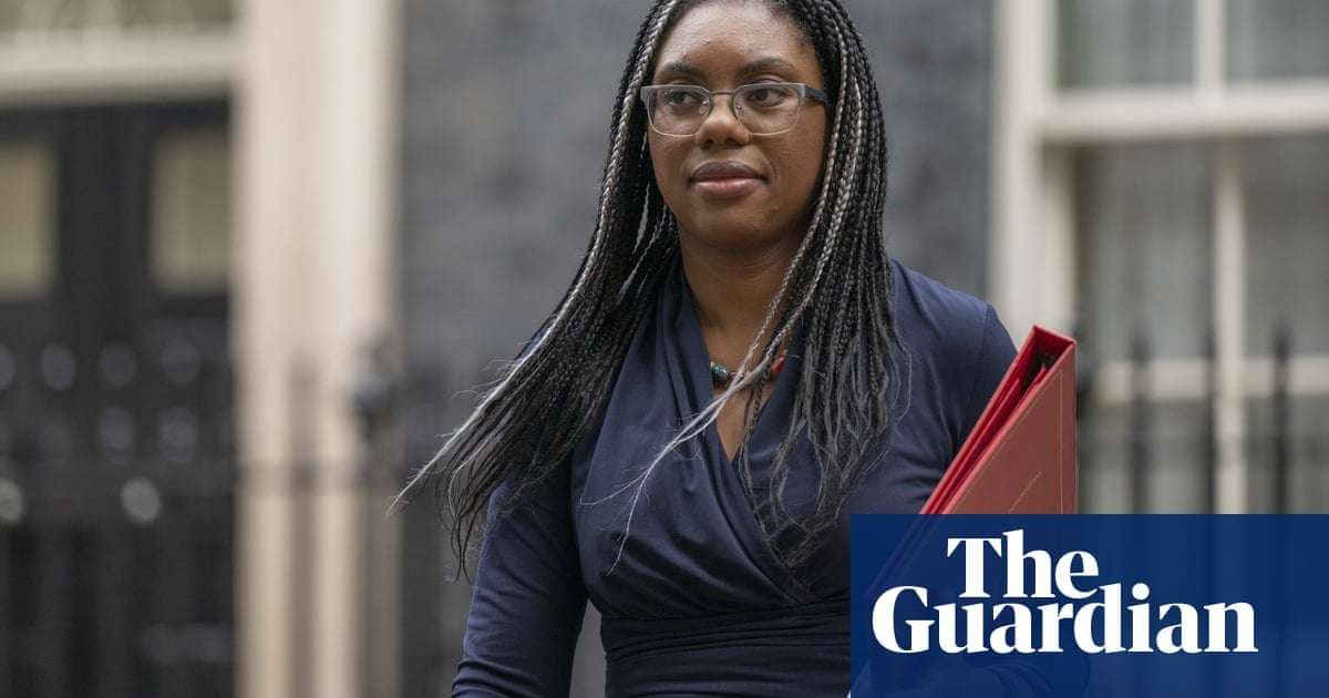 image for Teachers in England will have to tell parents if children question their gender