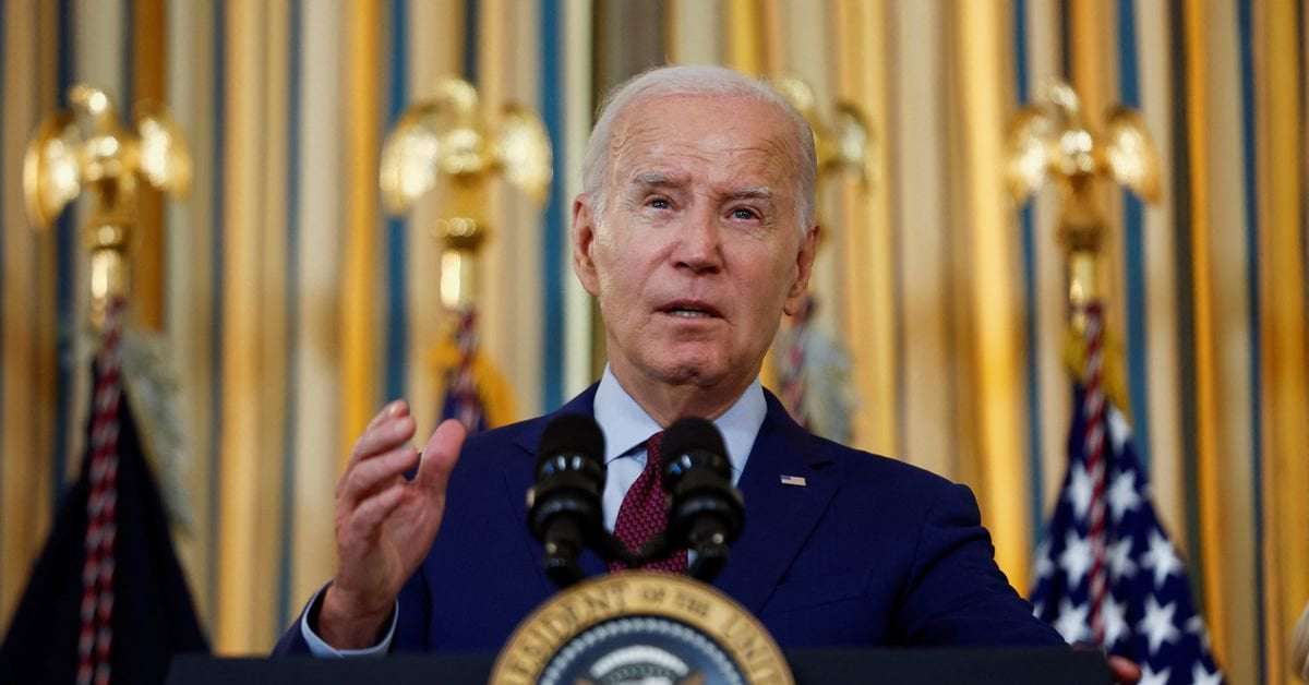 image for Biden widens war on junk fees, says US consumers tired of being treated as 'suckers'