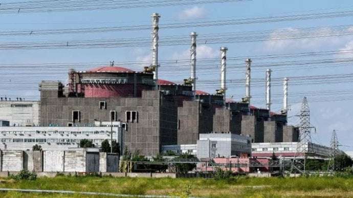 image for Russians bring in workers from 6 Russian nuclear plants to ZNPP