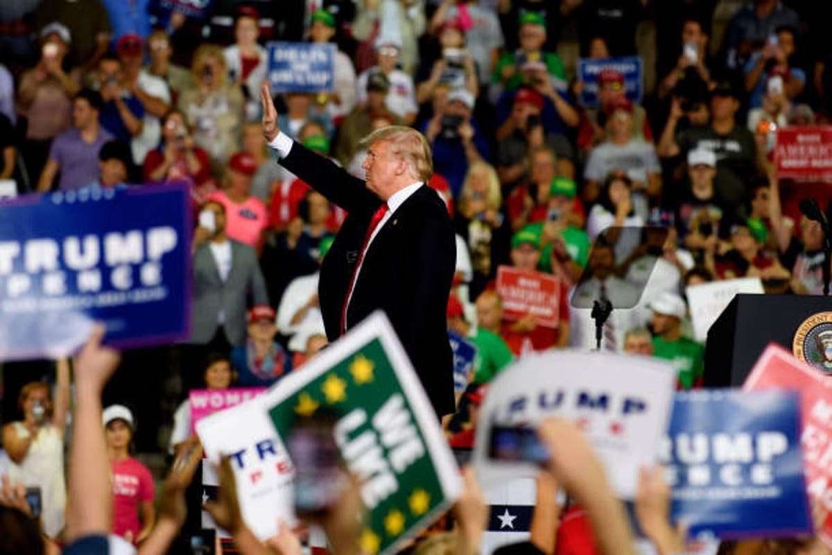 image for City mayor demands Trump settle $35k bill from 2018 before returning for rally this weekend