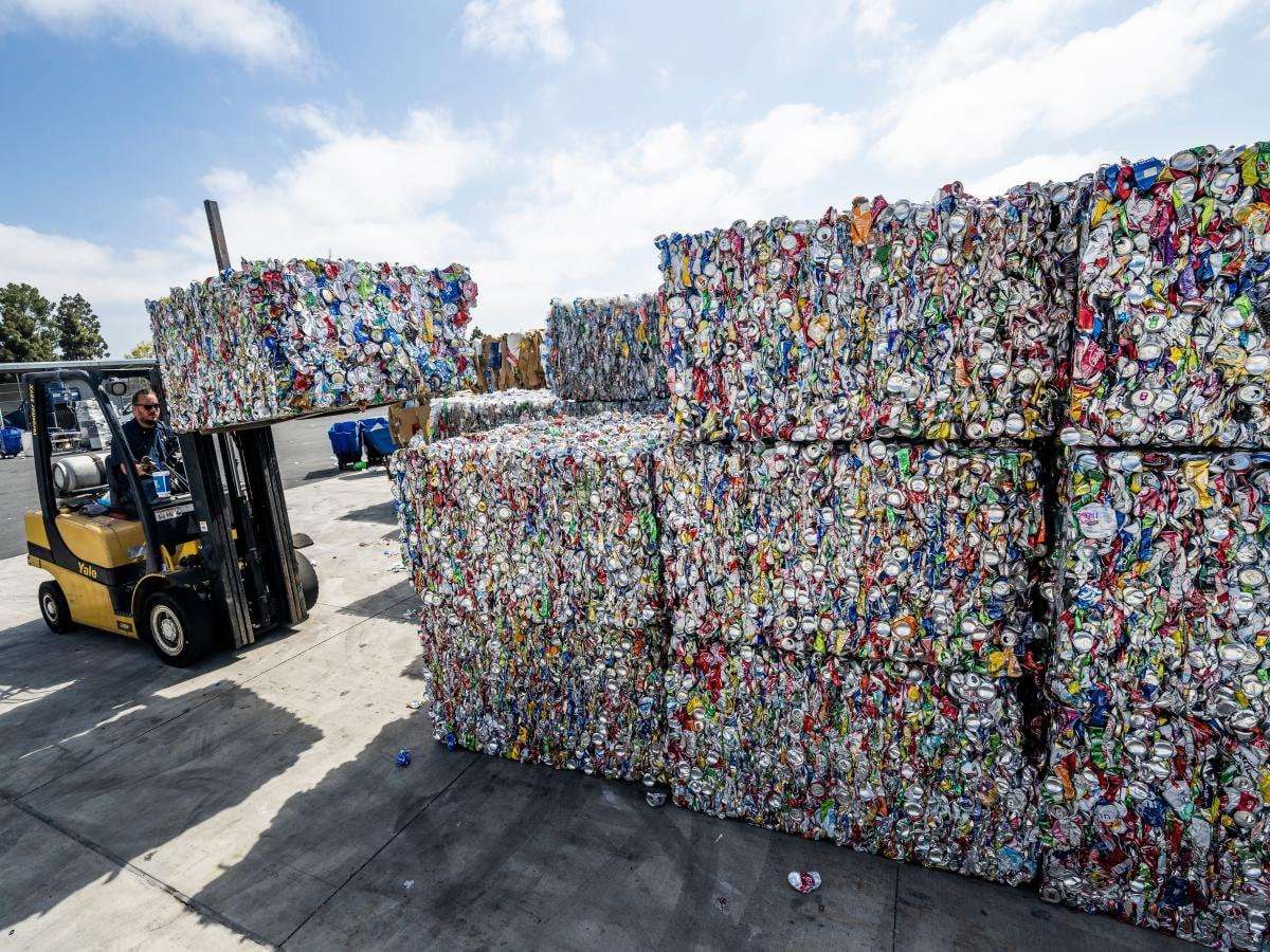 image for One family pocketed $7.6 million by taking cans and bottles from Arizona and recycling them in California. That's fraud, prosecutors say.