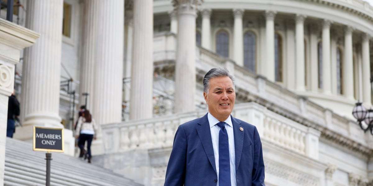 image for Workers at companies that tested out a 4-day workweek are happier and more efficient — and firms made more money. One lawmaker says it's 'here to stay.'