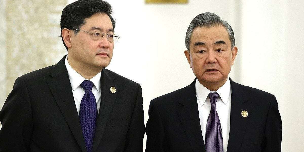 image for Chinese Ex-Foreign Minister Disappears in Apparent Power Struggle
