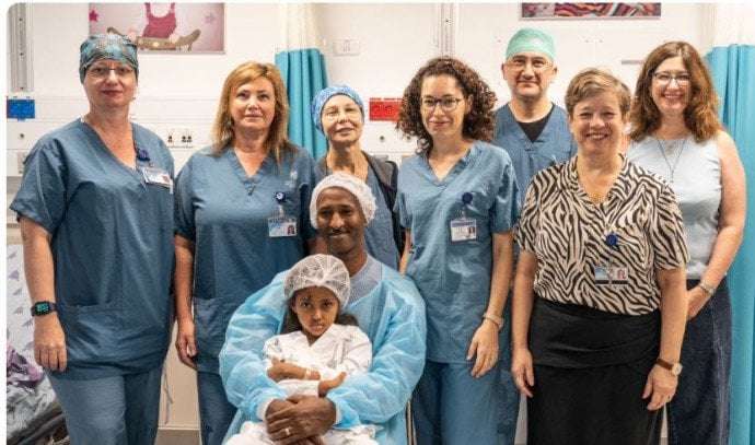image for Israeli doctors restore eyesight of girl with degenerative disease