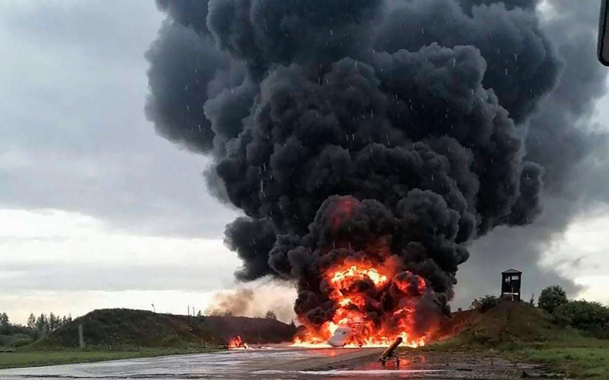 image for Ukraine blows up five jets ‘deep within Russian territory’