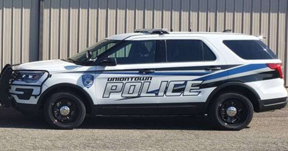 image for 5 family members found dead in Ohio home in apparent quadruple murder-suicide