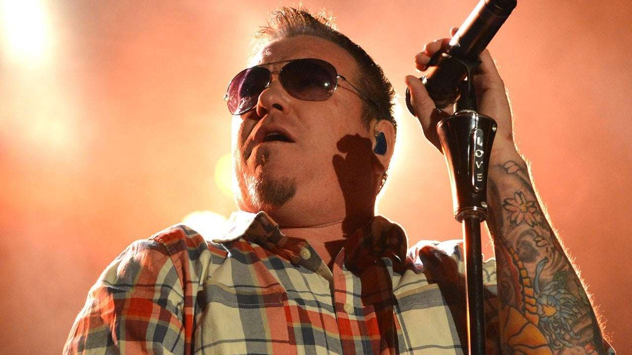 image for Smash Mouth Frontman Steve Harwell Dies at 56