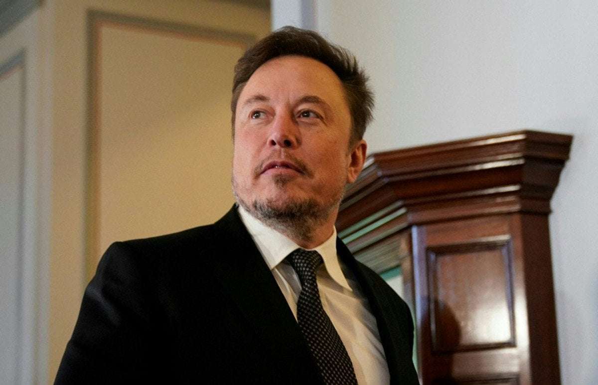 image for Musk’s Tweet Criticizing Ukraine’s Counteroffensive Sparks Outrage