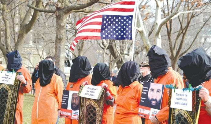 image for CIA rectal torture in Guantánamo Bay condemned by doctor