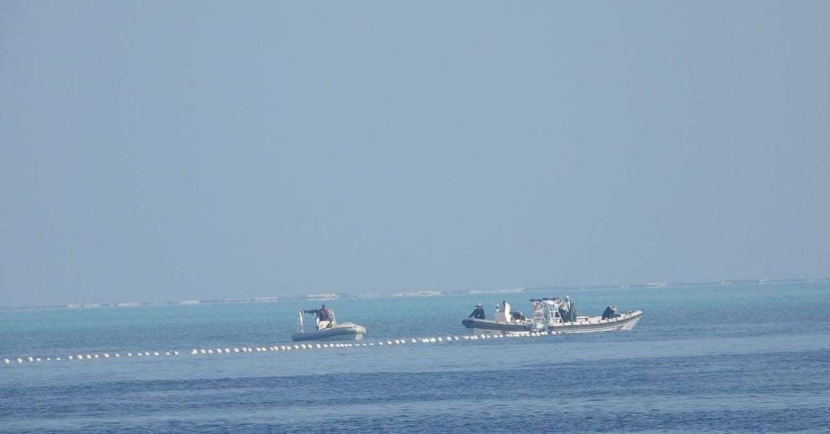 image for Philippines condemns Chinese 'floating barrier' in South China Sea