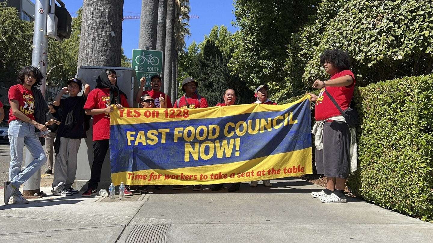image for New California law raises minimum wage for fast food workers to $20 per hour, among nation’s highest