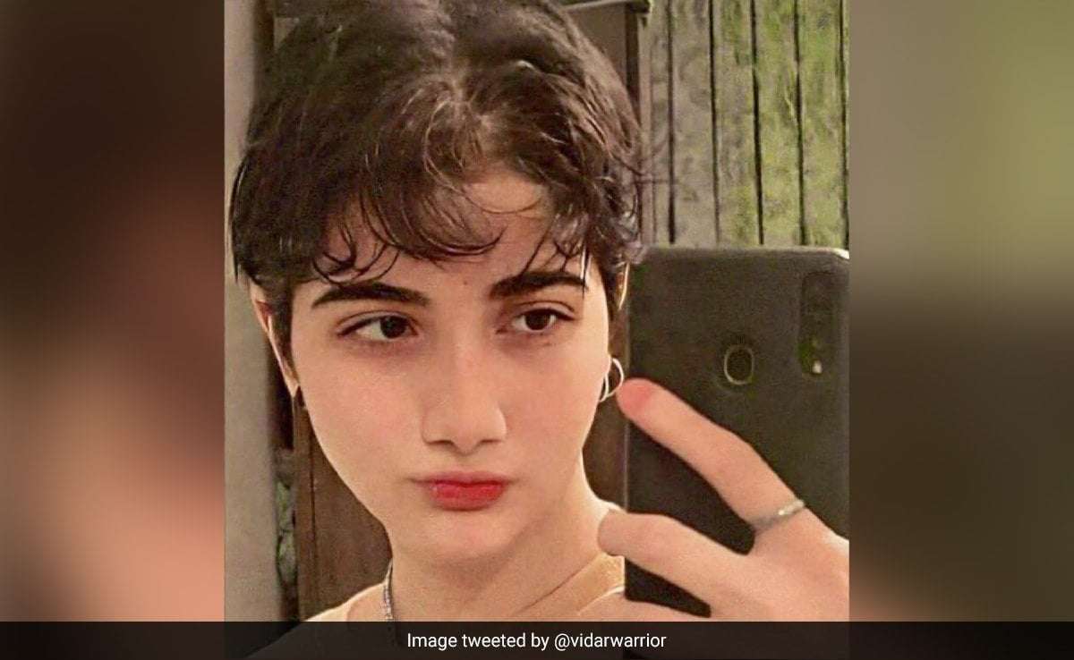 image for 16-Year-Old Girl In Coma After Alleged Assault Over Hijab Rules In Iran Metro