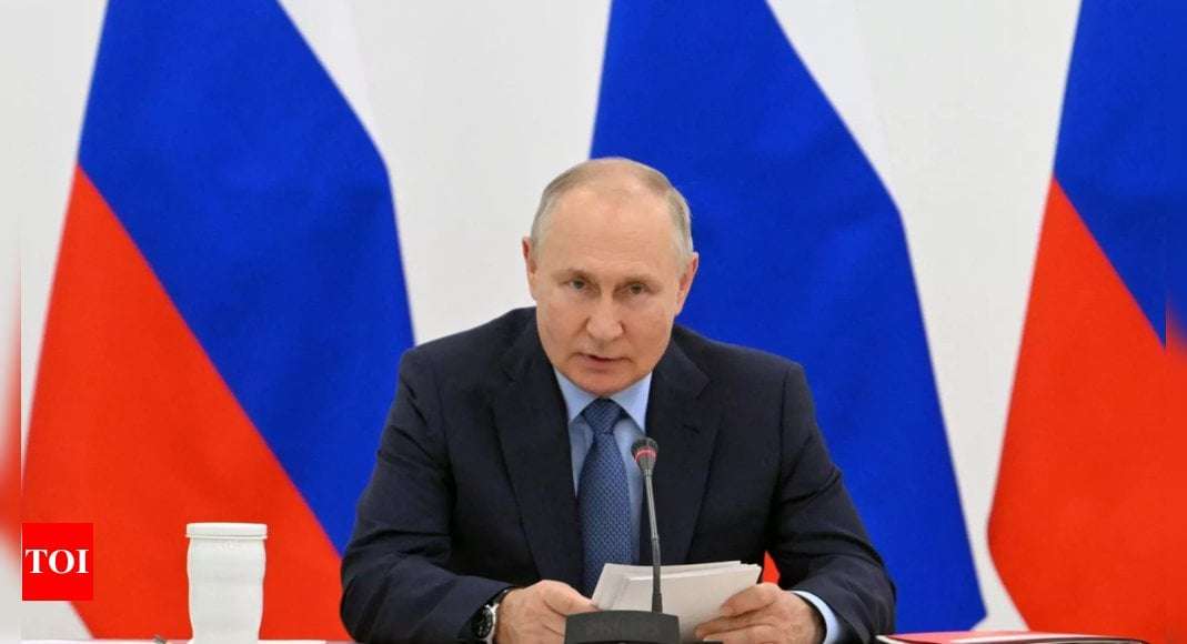 image for Putin says Russia's mission is to create 'new world'