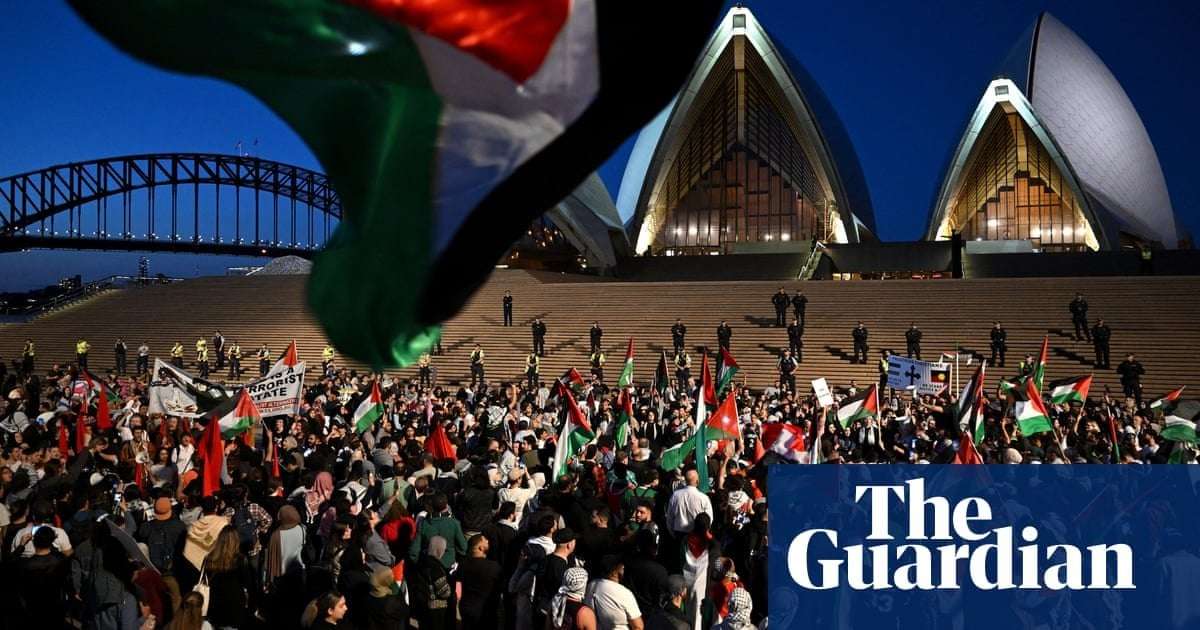 image for Australia’s leaders condemn ‘abhorrent’ scenes after anti-Jewish chants filmed at Sydney rally