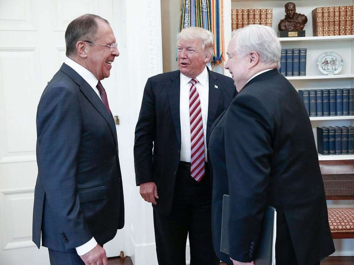 image for Former US general reminds GOP attacking Biden of time Trump leaked Israeli intel to Russians in White House