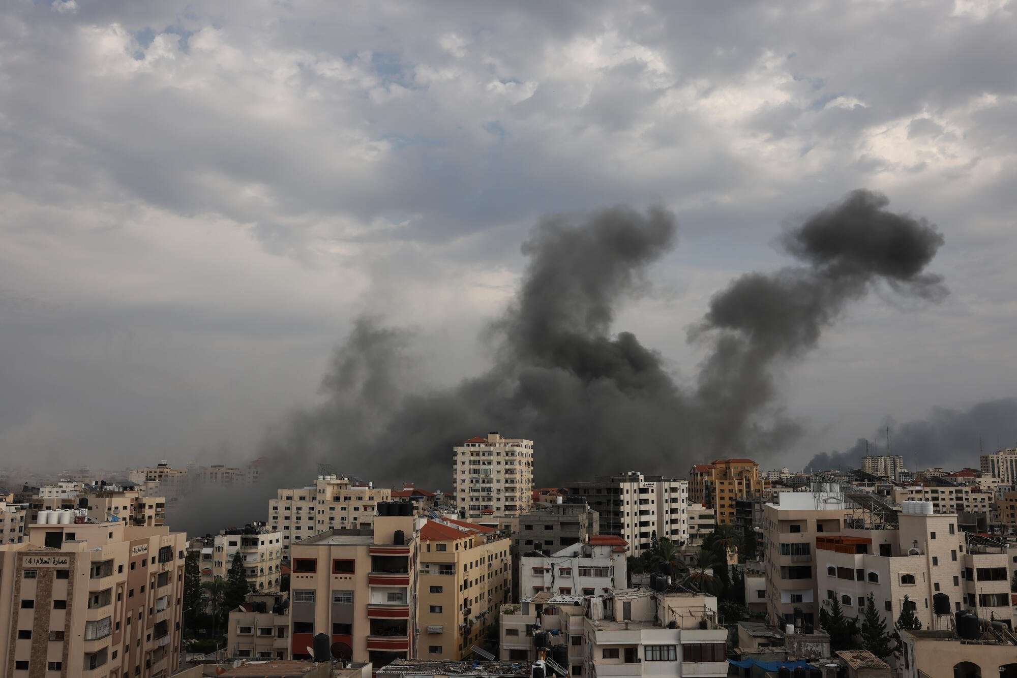 image for Hospitals are overwhelmed in ‘catastrophic situation’ in Gaza