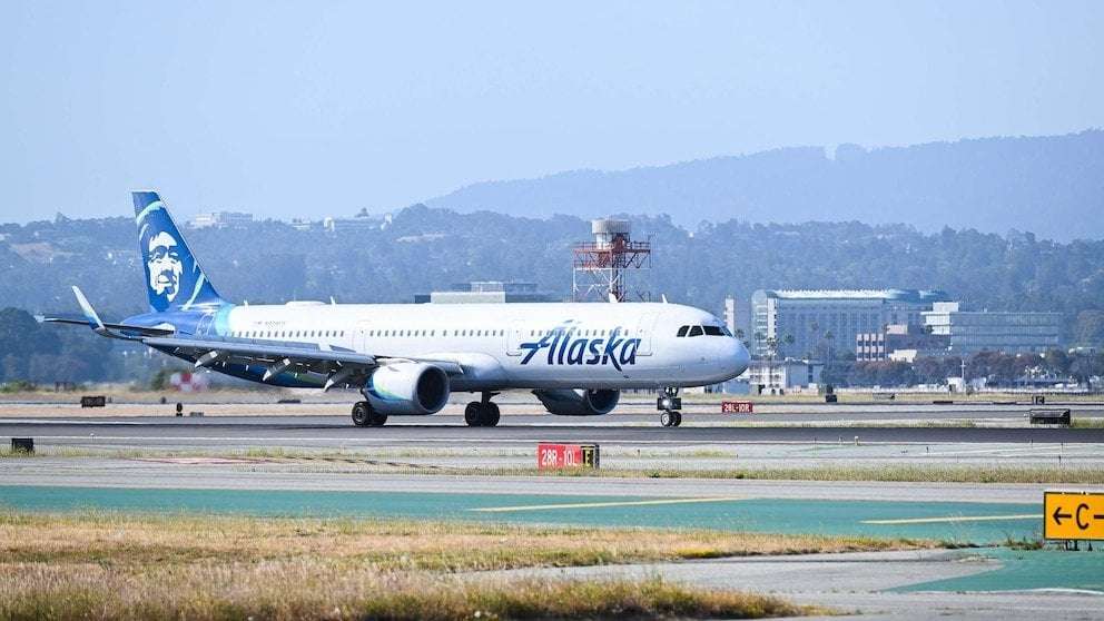 image for Off-duty pilot charged with 83 counts of attempted murder for allegedly trying to shut off engines on Alaska Airlines flight