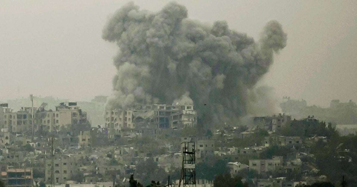 image for Near-total internet and cellular blackout hits Gaza as Israel ramps up strikes