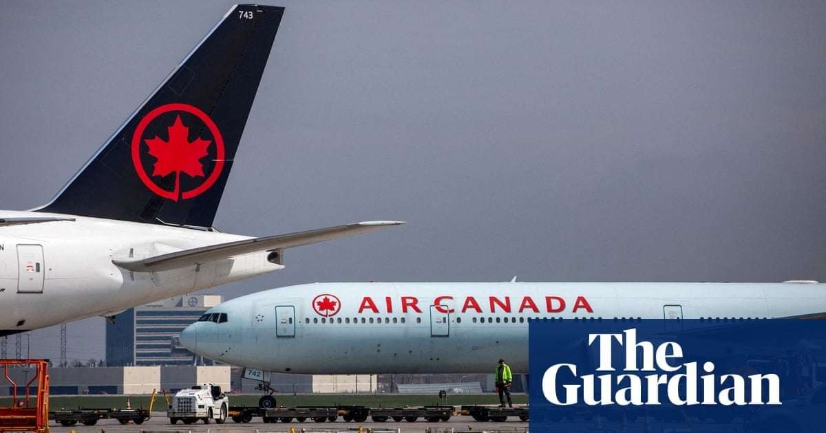 image for Disabled man drags himself off plane after Air Canada fails to offer wheelchair